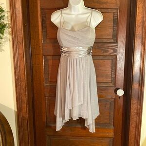 Speechless dress. Size Medium. Silver shimmer/ gray